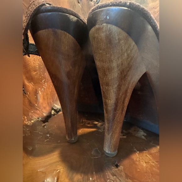 🤩Brown Suede Wooden 5 inch Platform Super Comfy 🌼 Floral Platform Shoes - Picture 4 of 14